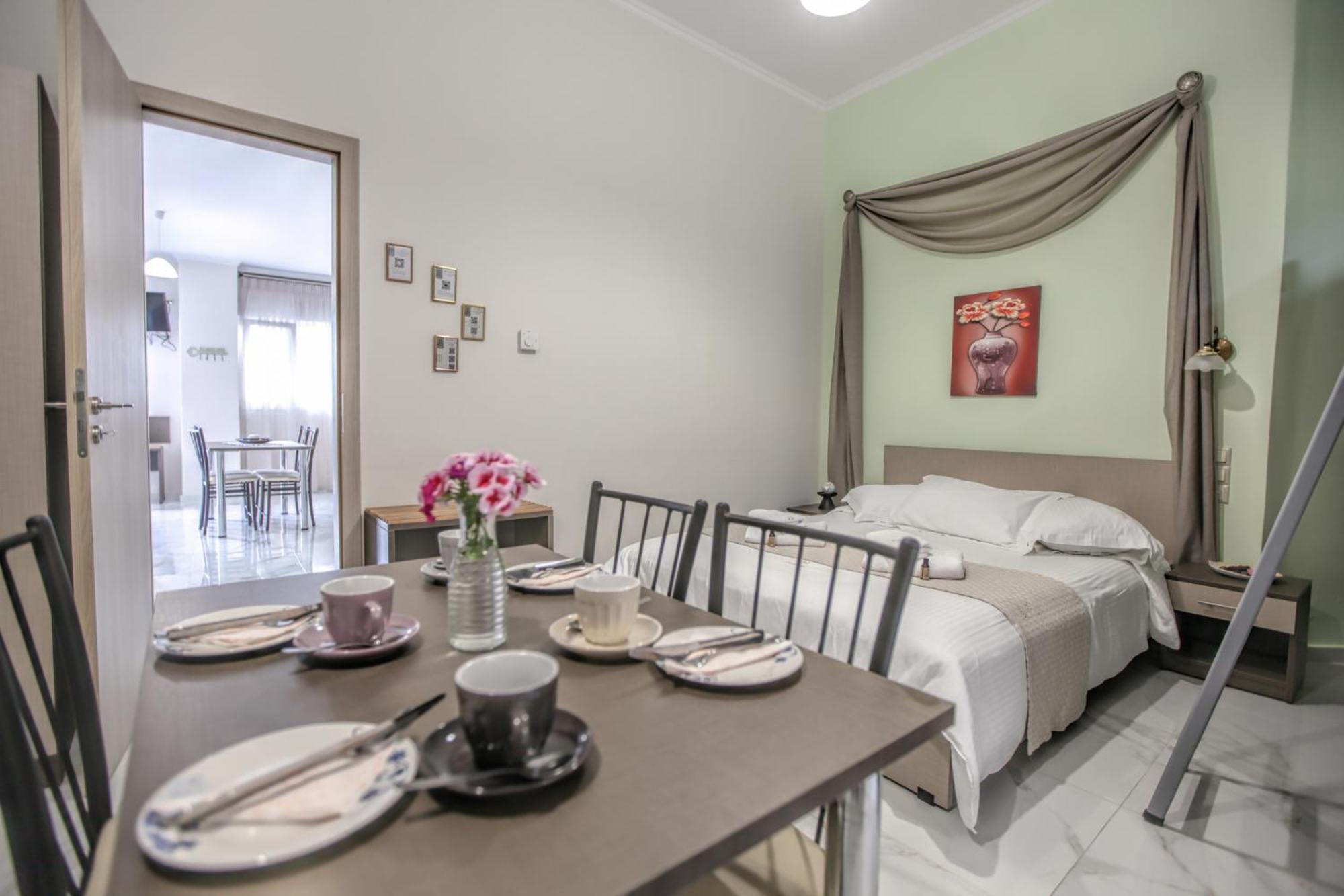 Del Sol #2 Meteora Luxurious Family Suites Каламбака Екстер'єр фото